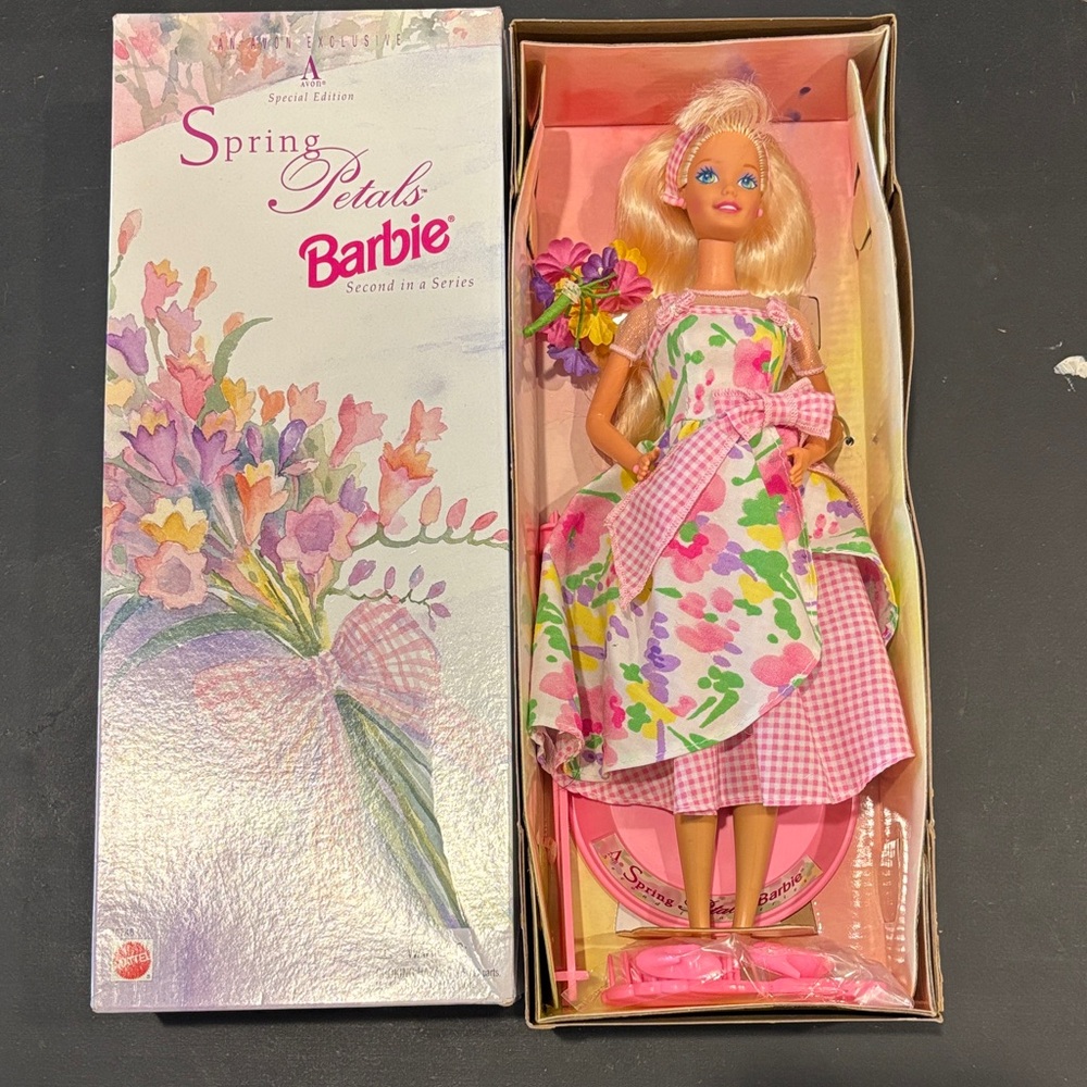 Vintage Avon 1996 Barbie Spring Petals Floral Bouquet Special Edition Flowers